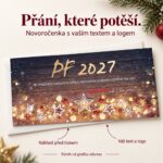 Zářivé vánoční ozdoby a dřevo – novoročenka s nabídkou vlastního textu a loga.