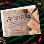Merry Christmas – novoročenka s obálkou při pohledu shora.