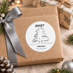 Vánoční samolepka 117 – PF 2027 – Na dárku